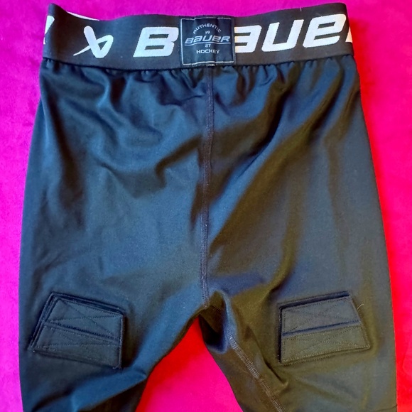 Bauer Hockey Compression Fit Shorts - Size Medium - Picture 1 of 3